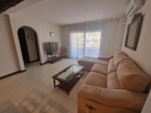 First line sea apartments