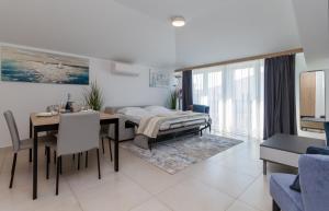 Garden Palace - Dorothy Supreme Apartment