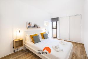 #011 T1 Libertos by Home Holidays