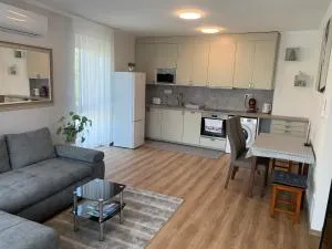 Gizella Apartman - Káptalanfüred