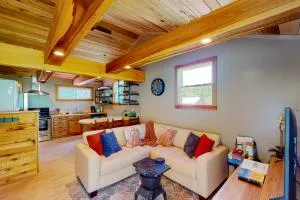 The Perch Guesthouse - Marshall