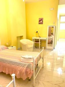 OSTELLO MADRE SANTINA