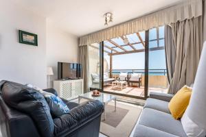 MalagaSuite Torremolinos Seaside Penthouse