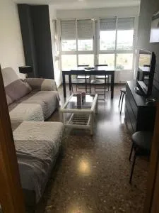 Apartamento cómodo y espacioso con parking - Alfafar