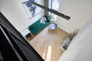 21 Stylish Lofts by Dream Stay