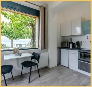 Appartements Appartement Cozy 2 Panoramique Lac Leman Thonon-Les-Bain : photos des chambres