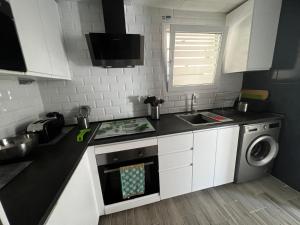 APARTAMENTOS LA ISLA A