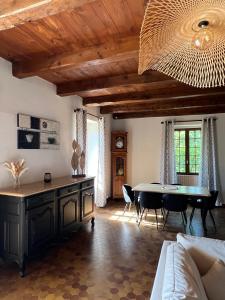 Superbe gîte à la campagne avec grand jardin et spa privé