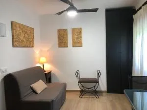 格雷多斯餐厅旅舍 - 吉桑多