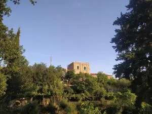 Πύργος Καπουλέα - Limbókhova