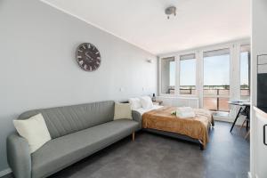 Comfy & Sunny Apartments Głogowska by Renters