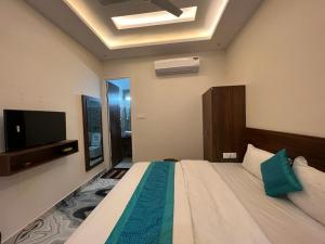 Hotel Yog Safari