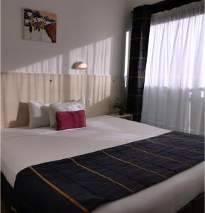 Hotels Logis Le Gavrinis : photos des chambres