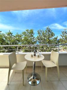 Blue Horizon Apartment