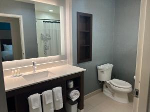 One-Bedroom King Suite with Sofa Bed room in Residence Inn by Marriott Oklahoma City North/Quail Springs