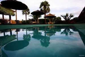 Currais o pequeno paraíso entre o mar e a serra - Cimo do Lugar