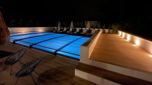 Maisons de vacances Villa Hakuna Matata - 4 etoiles climatisee avec piscine : Maison 6 Chambres