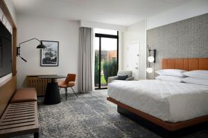 Sheraton Grand Rapids Airport Hotel - 4hvězdičkové hotely ve městě Grand Rapids