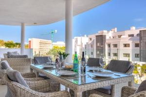 Stunning apart with private pool