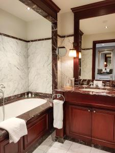 Hotels InterContinental Bordeaux Le Grand Hotel by IHG : photos des chambres