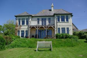 Island View at White Horses, Bantham, South Devon - with glorious sea views