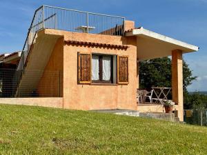 I bilocali di via Ginestre, Rena Majore