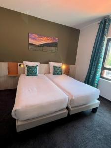 Hotels Akena Molinges - La Brocatelle : Chambre Lits Jumeaux