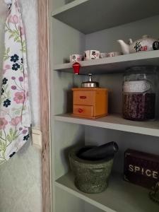 Ilmastoitu huvila ja rantasauna