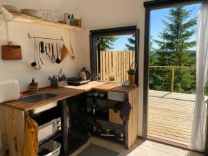 Forest cabin with stunning mountain view & Sauna
