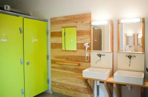 Campings Huttopia Cote Sauvage - Ile de Re : photos des chambres