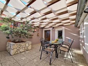 House Margerita