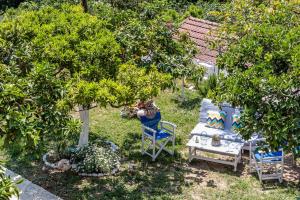 Karderina Cozy Cottage by the River