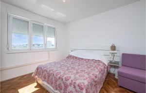1 Bedroom Lovely Apartment In Pula 