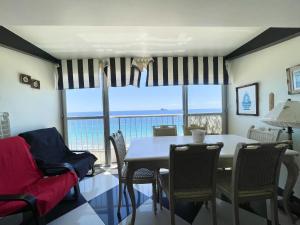 Tor Maraya Seafront Levante Beach