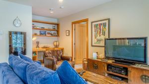 Kookaburra Lodge #303 By Bear Country