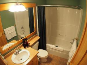 Crystal Forest #04 By Bear Country