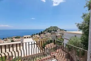 PHS Panoramic House Suite - Маццео