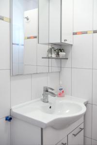 Villa Flipa Apartment Ema