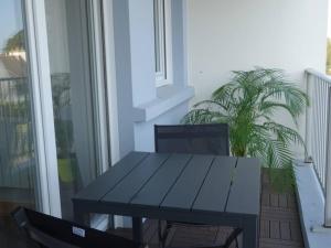 Appartement VUE MER avec balcon, WIFI et parking à Trégastel - FR-1-368-356