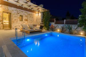 Effrosini Traditional Home