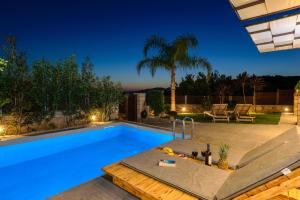 Effrosini Traditional Home