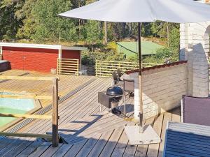 7 person holiday home in NYNÄSHAMN-By Traum