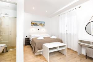 ARIA Sea View Apartment 