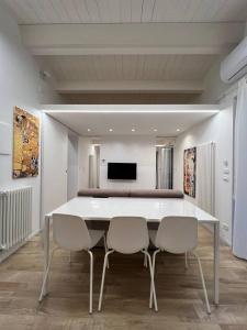 CASA KLIMT vicinissima al mare parcheggio privato gratuito se disponibile