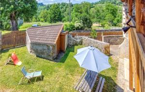 Maisons de vacances Beautiful Home In Champoly With Wifi And 4 Bedrooms : photos des chambres