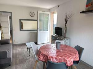 Appartements Appartement Balaruc-les-Bains, 2 pieces, 2 personnes - FR-1-553-22 : photos des chambres