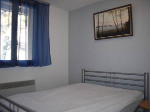 Appartements Appartement Font-Romeu-Odeillo-Via, 2 pieces, 6 personnes - FR-1-580-2 : photos des chambres