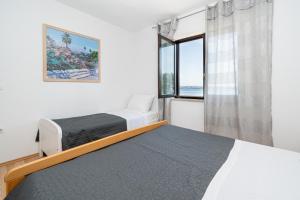 Apartments by the sea Tkon, Pasman - 6262