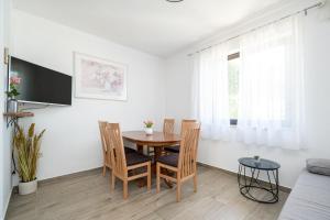 Apartments by the sea Tkon, Pasman - 6262