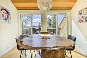 Luxe Santa Rosa Home about 3 Mi to Downtown!